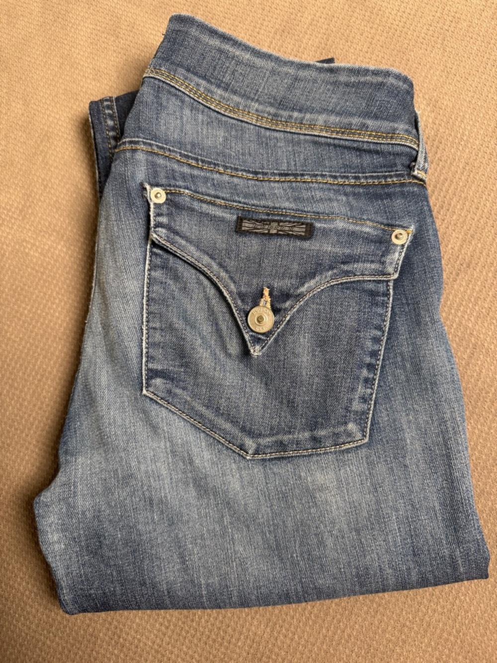 Hudson Jeans Women’s Boot Cut Distressed Denim - Medium Blue Wash